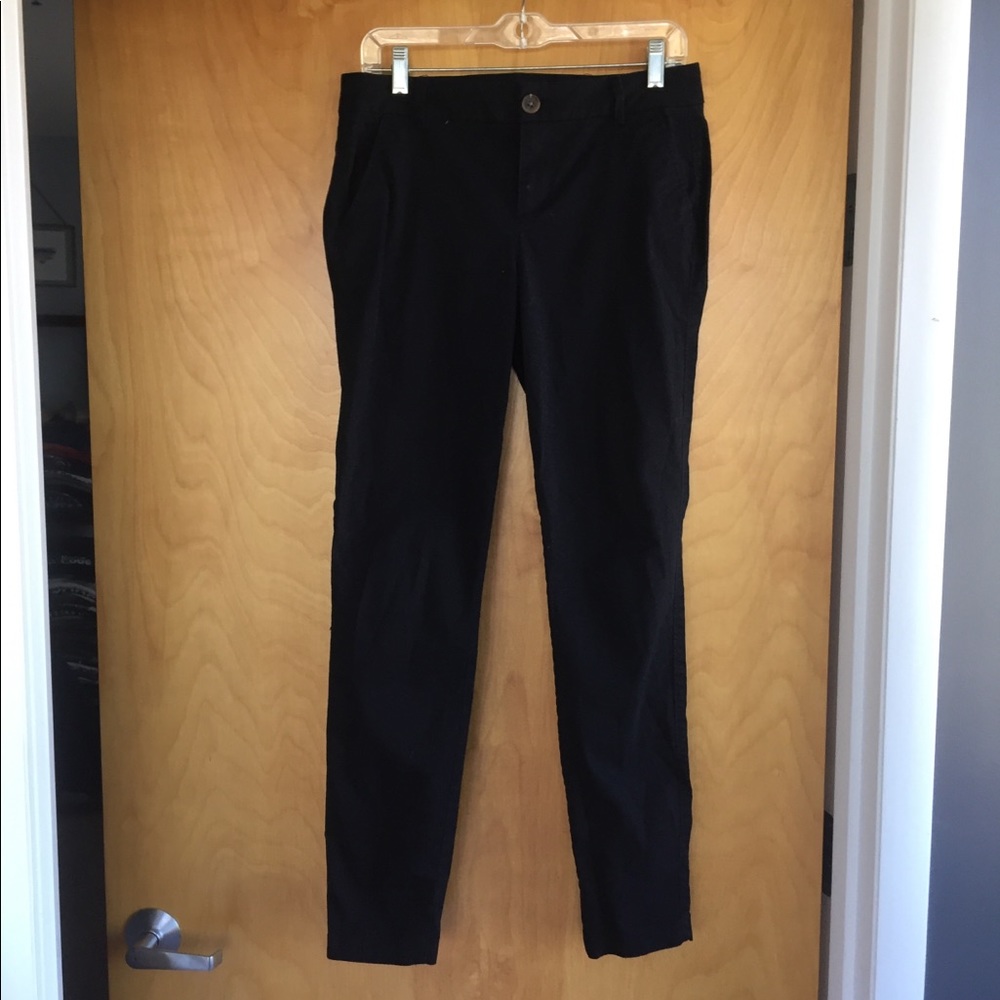 3/$20 SALE skinny black straight leg trousers